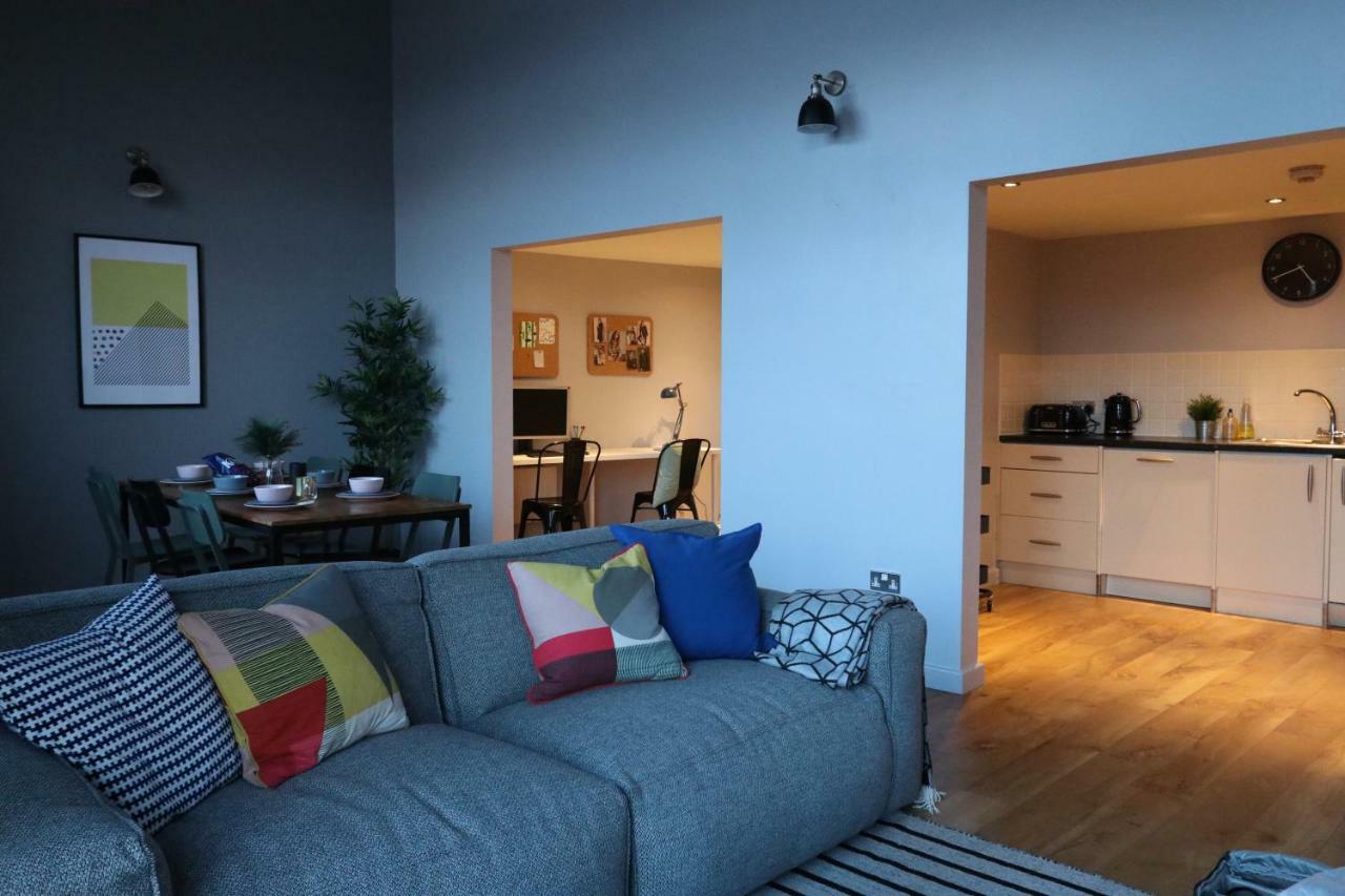 4B Loft Penthouse Industrial Decor With Canal & City Views كوفنتري المظهر الخارجي الصورة